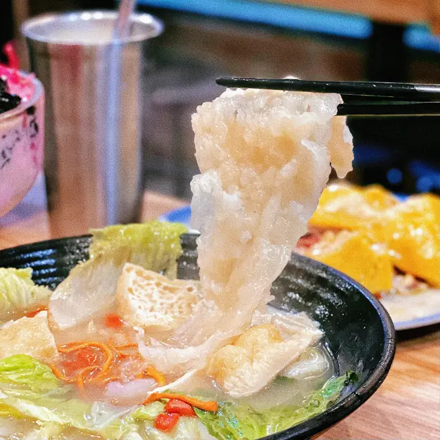 花膠係大大塊,有彈性又軟糯,每一啖都充滿膠原蛋白!😚