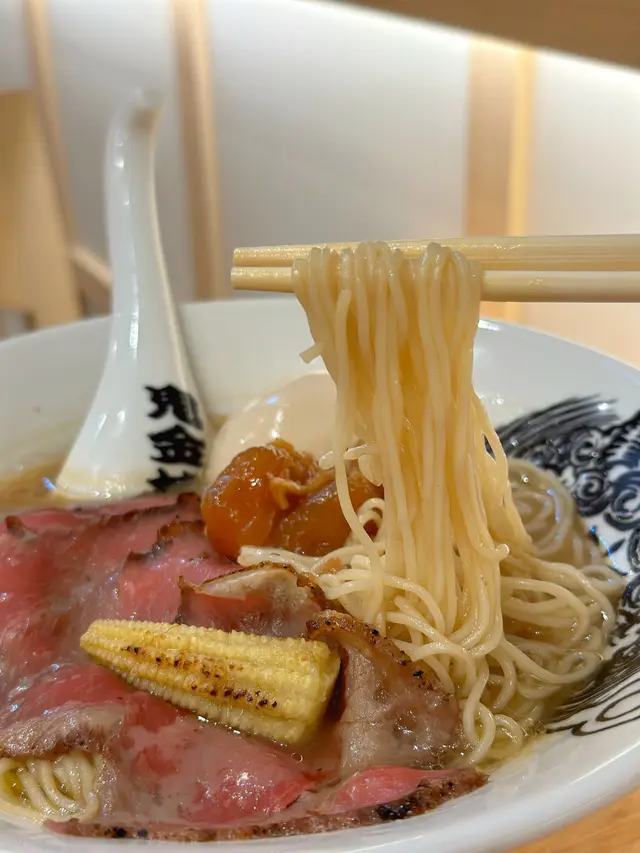 增量牛叉燒辣麻牛骨拉麵