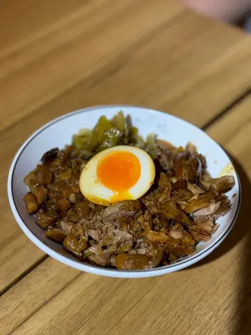 鸭葱油卤鸭肉捞粗