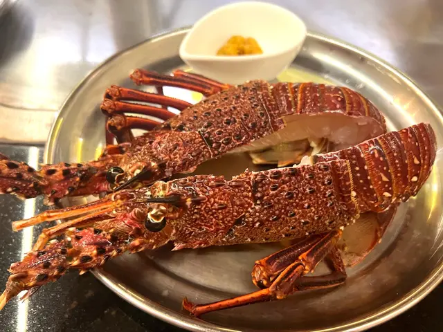 西澳龍蝦配海膽汁