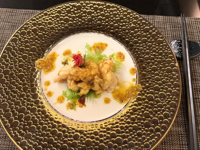 西澳龍蝦配海膽汁