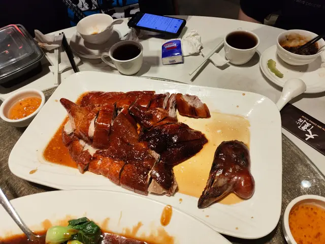 脆皮黑鬃鵝(半隻)