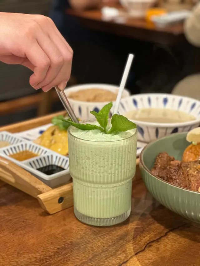 開心果椰子奶昔