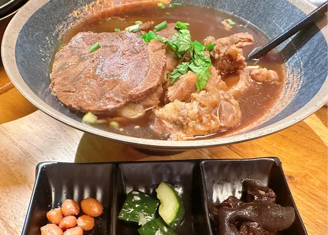 台式紅燒牛肉麵