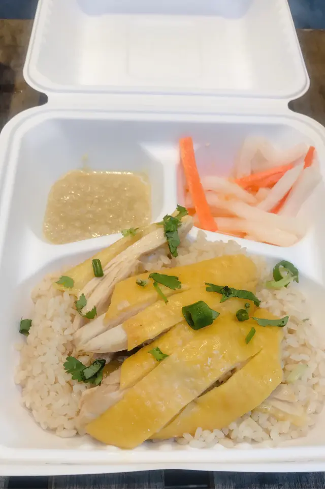 無骨海南雞飯