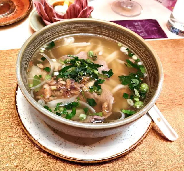 越南生熟牛肉金邊粉