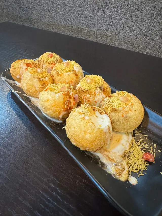𝐃𝐚𝐡𝐢 𝐏𝐨𝐨𝐫𝐢 乳酪脆米球