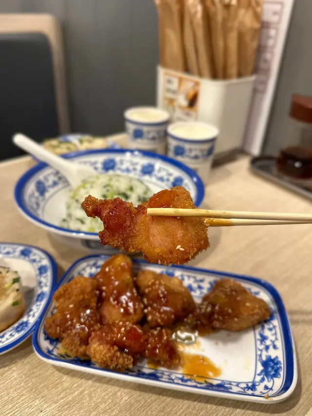 糖醋炸排骨菜飯