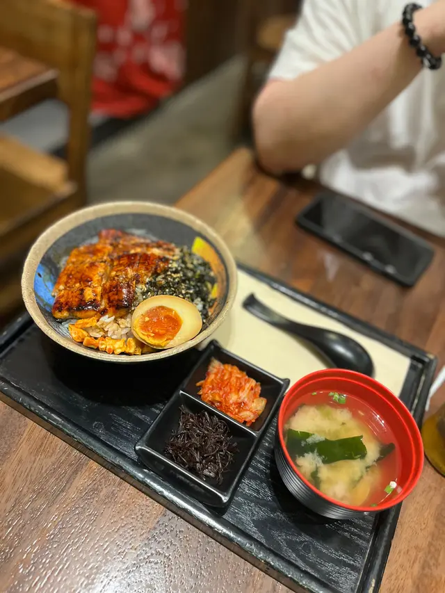 招牌蒲燒鰻魚飯(小)