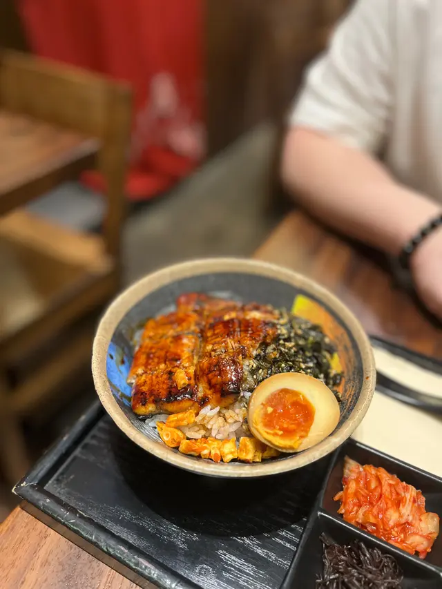 招牌蒲燒鰻魚飯(小)