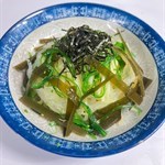 烏冬  豆乳汁
粟米  青瓜  紫菜  鵪鶉蛋