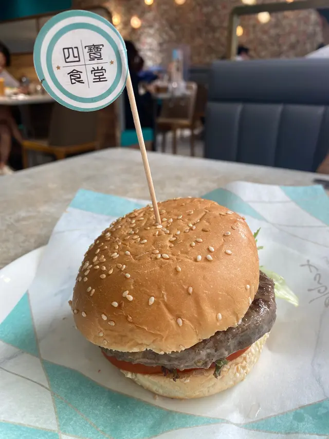 芝士安格斯牛肉漢堡包