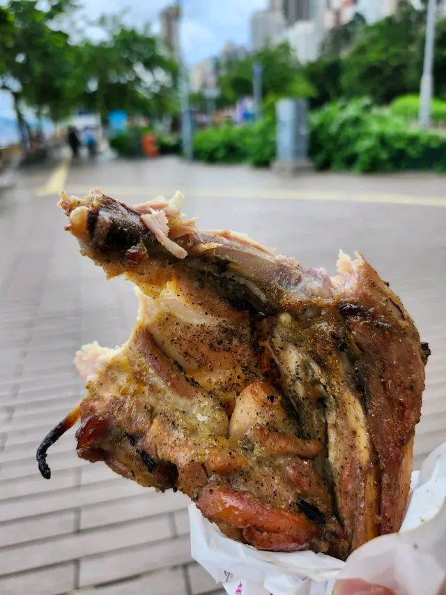 馳名烤雞髀 $33/隻