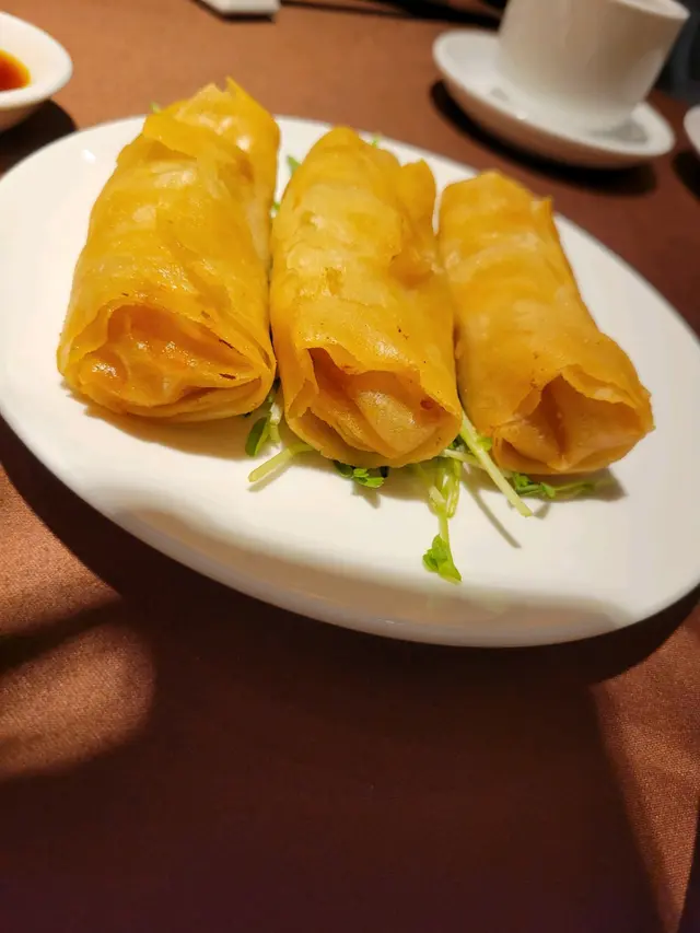 蒜蓉鮮蝦炸春卷