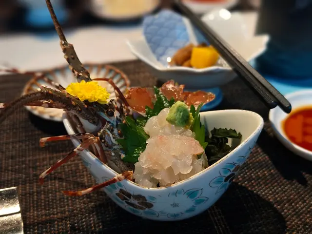 小龍蝦刺身