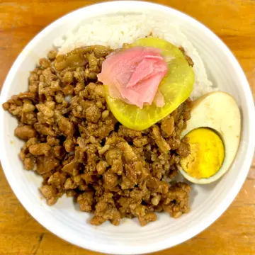 古早卤肉饭