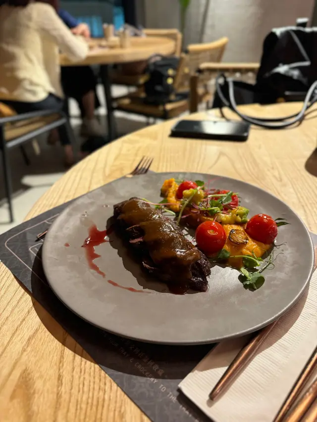 🥔 Slow-Cooked U.S Hanger Steak with New Potatoes 