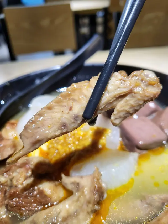 四餸車仔麵