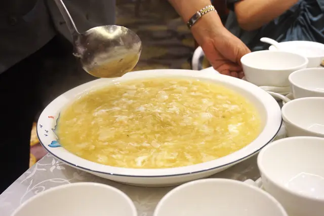 竹笙海皇燴燕窩