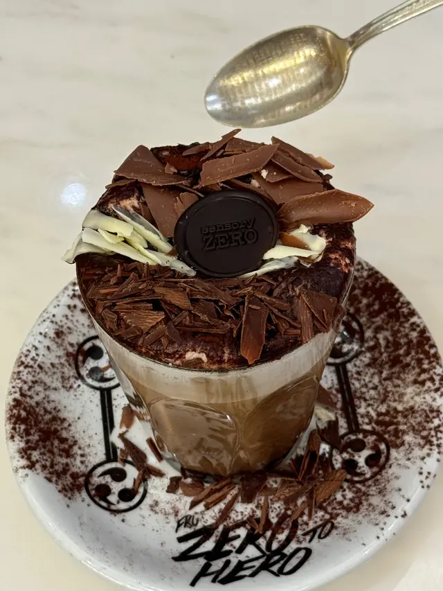 痴_線朱古力咖啡