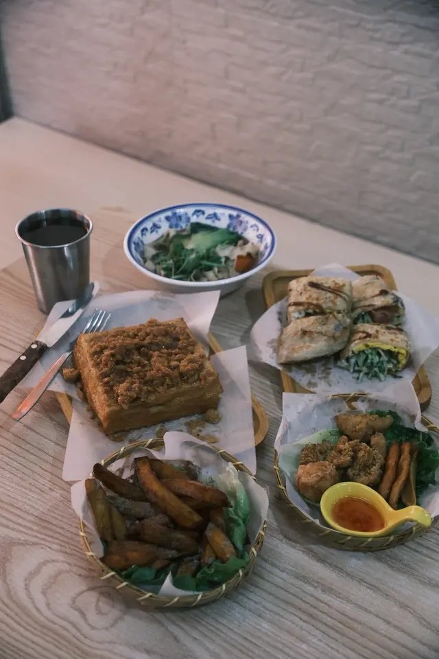 金磚肉鬆芋泥西多士