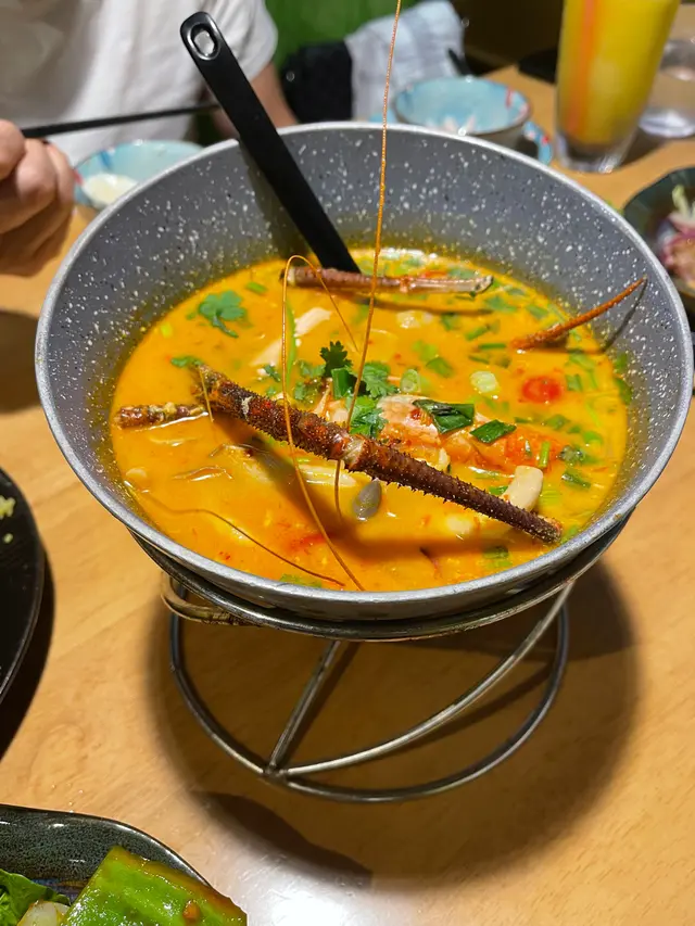 性價比高，兩大隻大頭蝦，可以分到4大碗，抵食👍👍