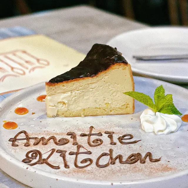 甜品就緊係要食榴槤系列嘅巴斯克蛋糕啦!🙂↕️估唔到樓上西餐廳會有榴槤巴斯克蛋糕,每日嘅數量有限㗎!🤣