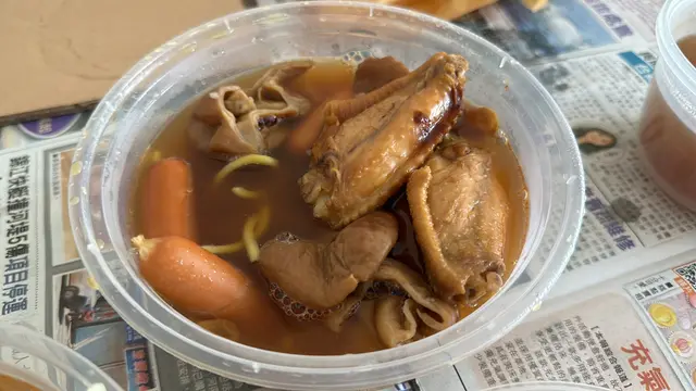 芝士腸豬大腸雞翼油面