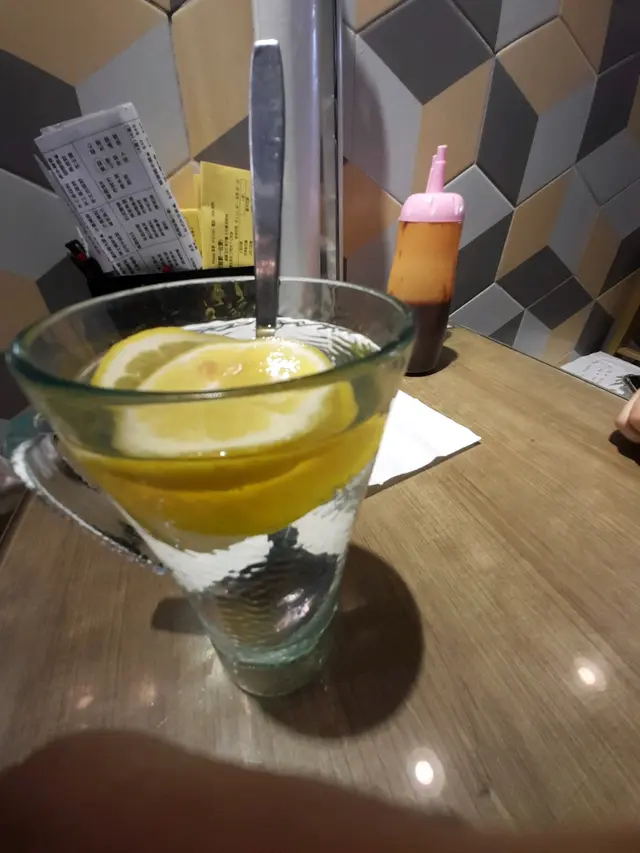 熱檸水