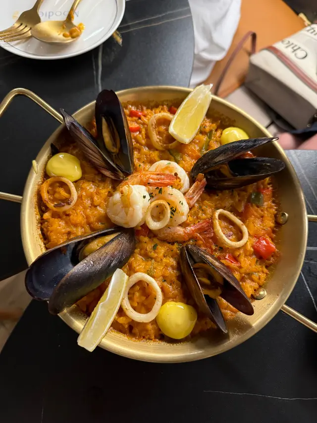 西班牙海鮮飯