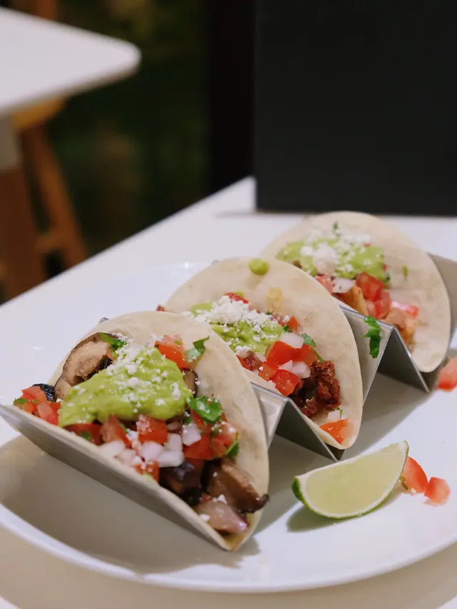 Chicken、Chorizo、Mushroom