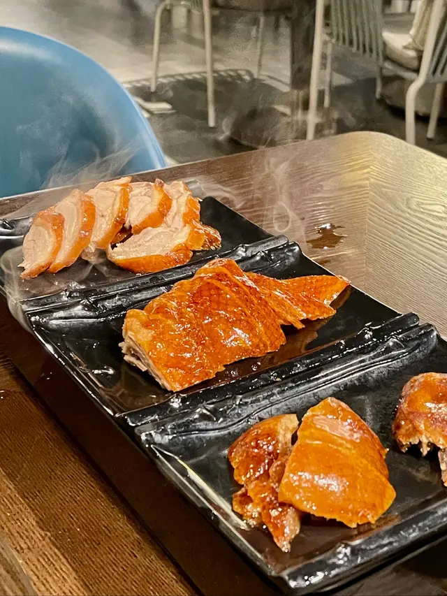 羲和馳名烤鴨 (半隻) 