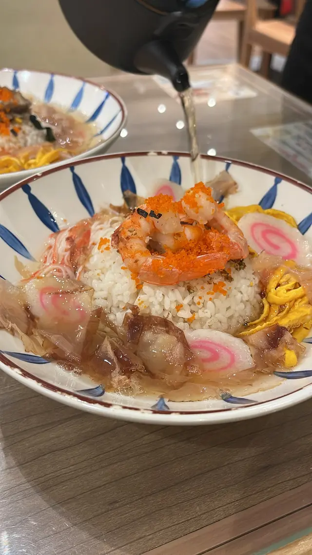 櫻花蝦蟹籽大蝦香片茶湯飯