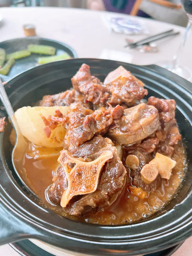 牛尾煲