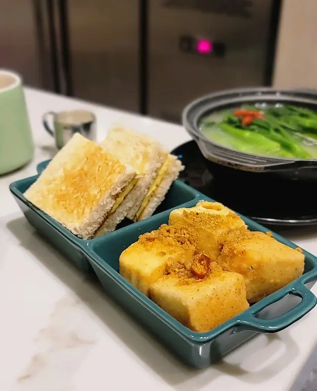 咖央多士、椒鹽豆腐