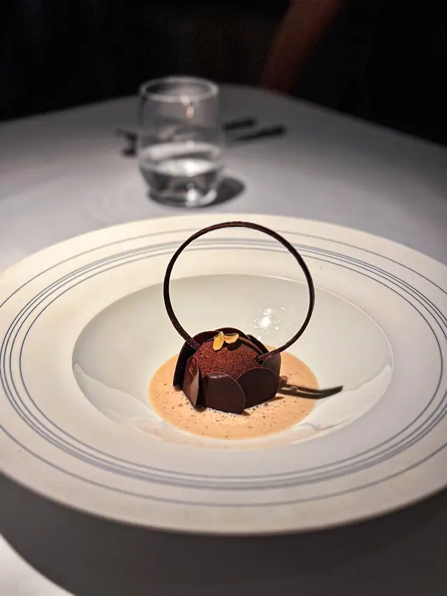 Madagscar chocolate royal with hazelnut