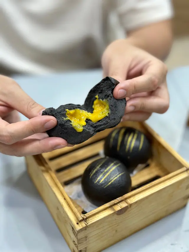 黑金流沙包