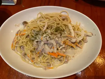 吞拿鱼意粉忌廉汁