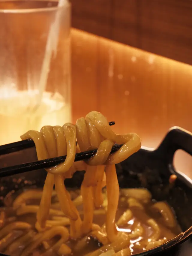 香煎雞扒咖哩湯烏龍麵