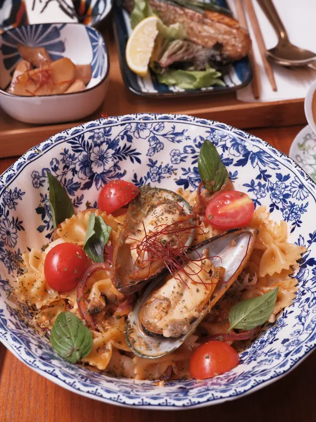 秘製冬蔭青口海鮮蝴蝶粉