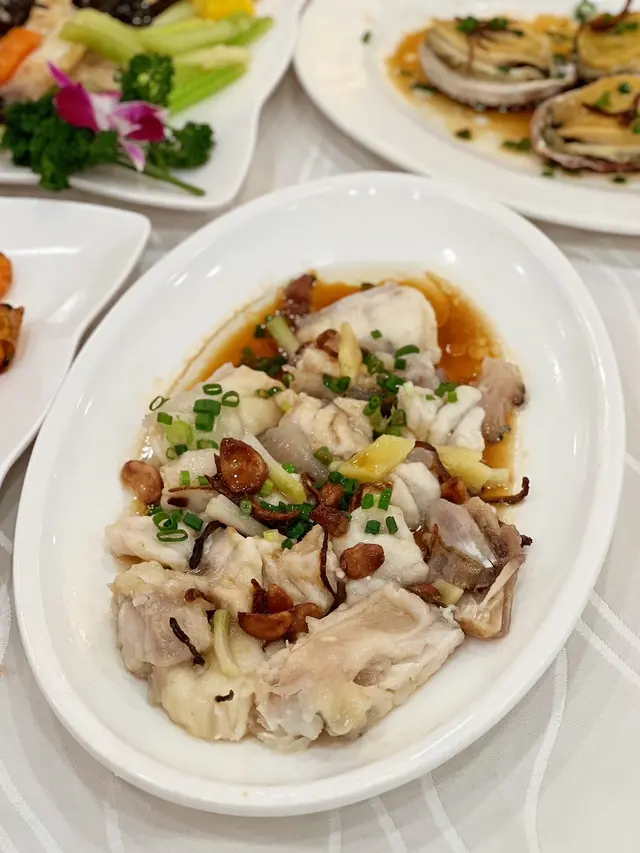 蒜子陳皮蒸頭腩