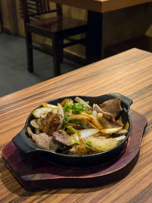 鐵板牛舌