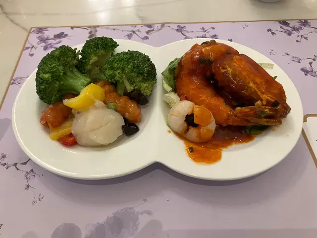 猛鬼眼球👀=荔枝+藍莓🤣🤣🤣