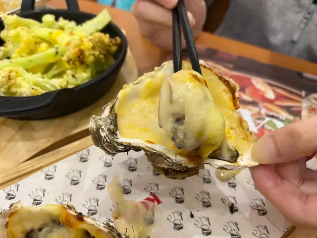 芝士烤新鮮生蠔