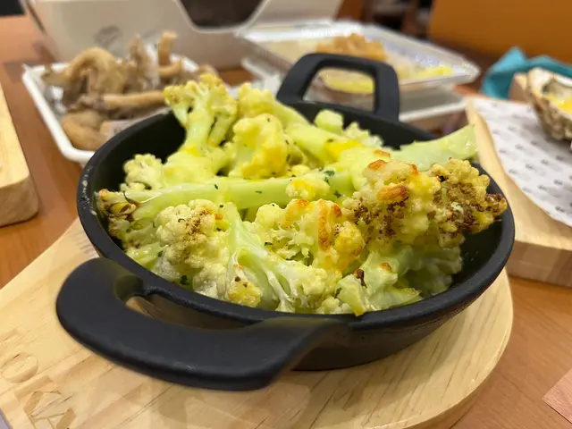 燒蒜香奶油花椰菜