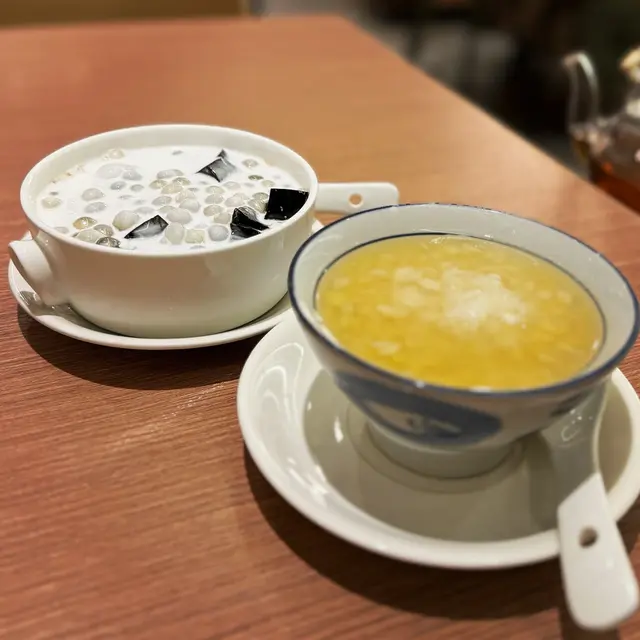 馬蹄綠豆爽 + 椰汁仙草蜜加爆珠