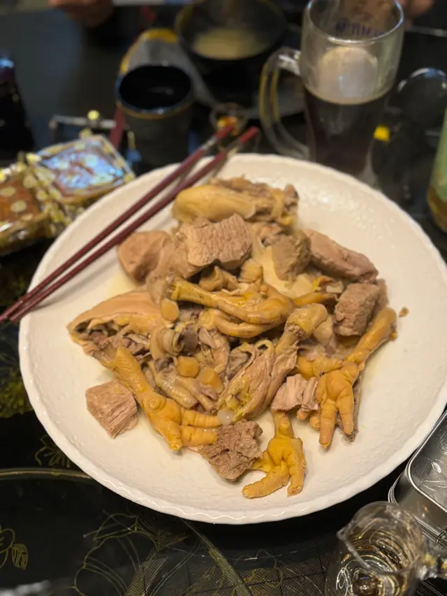 杏汁豬肺唐排燉雞湯 