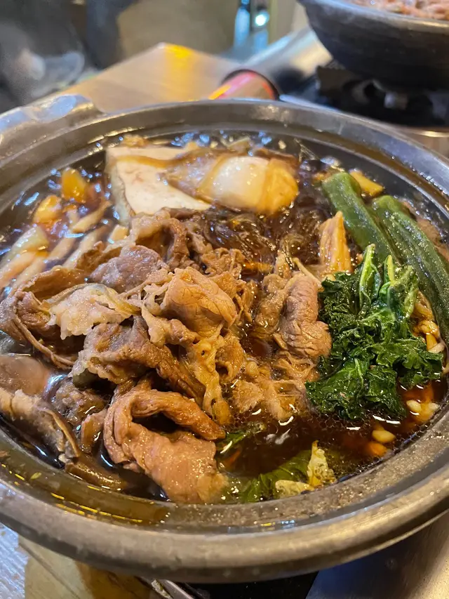 牛肉火鍋