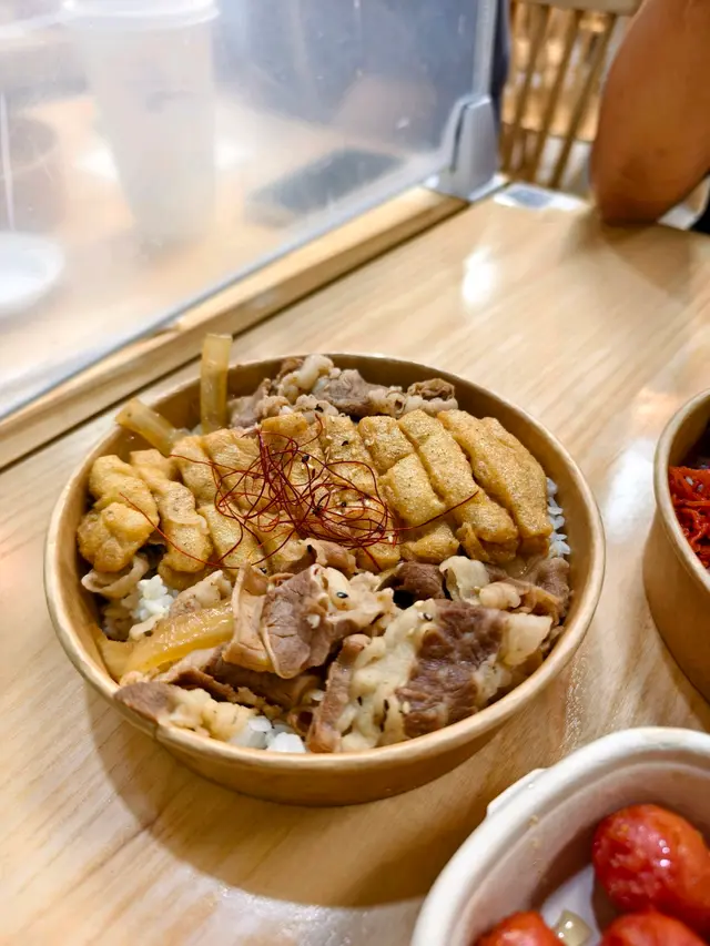 風琴豆腐牛肉飯