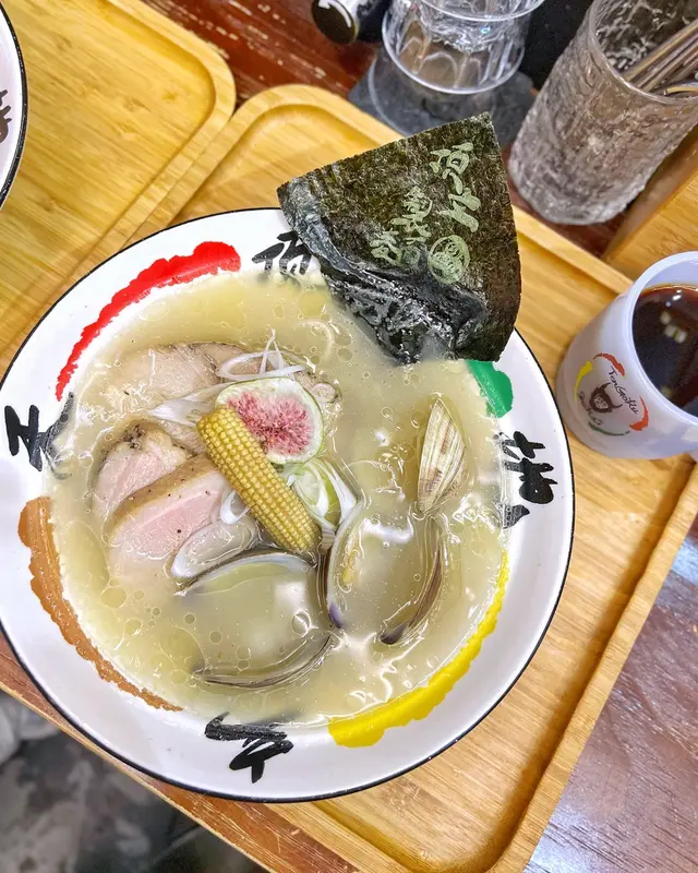 鯛魚貝湯拉麵
